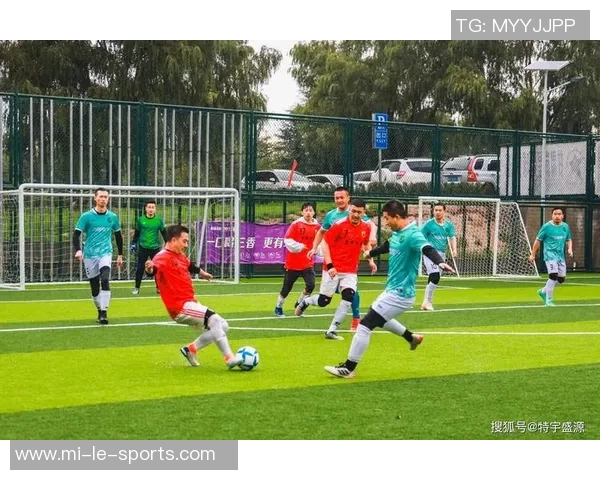 足球之夜张池明：激情四溢的绿茵场上演精彩对决与梦想追逐